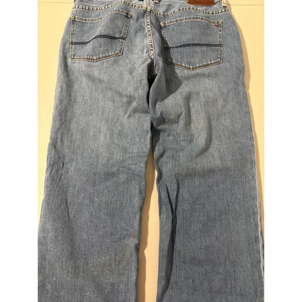 Tommy Bahama Authentic Relaxed‎ Fit Blue Jeans Mens 32x30 Medium Wash Denim